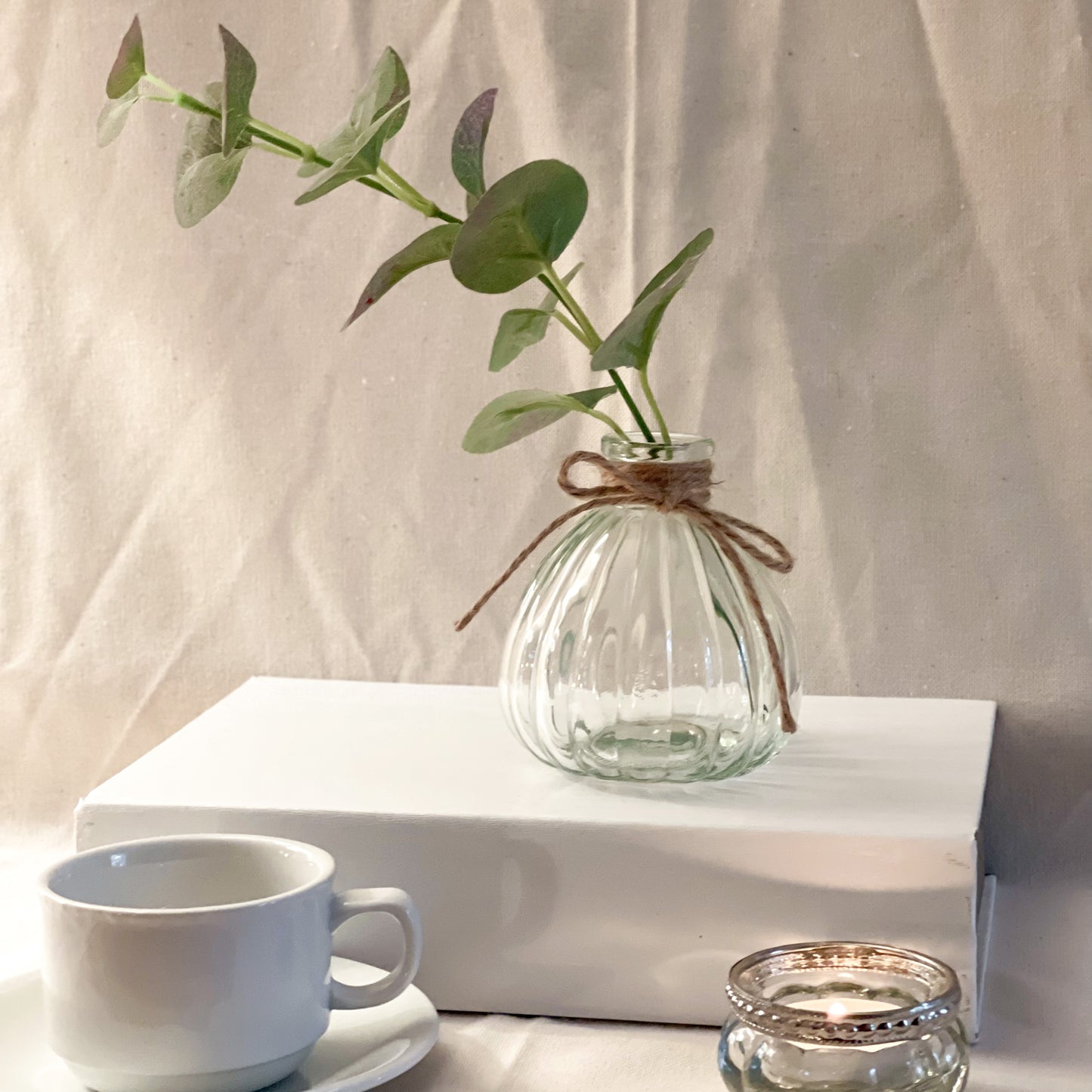 Ribbed bud vase