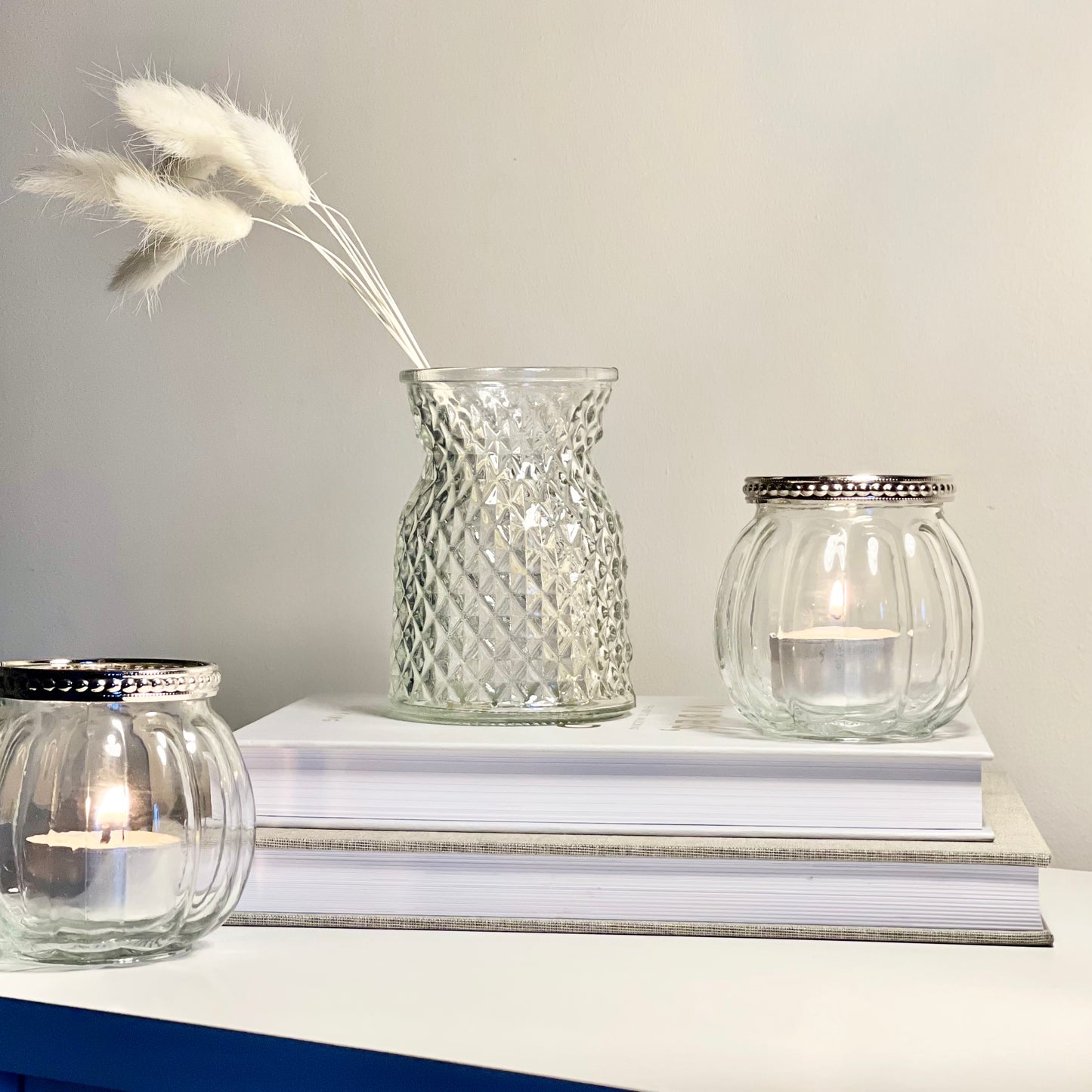 Home at no.7 Grace mini vase