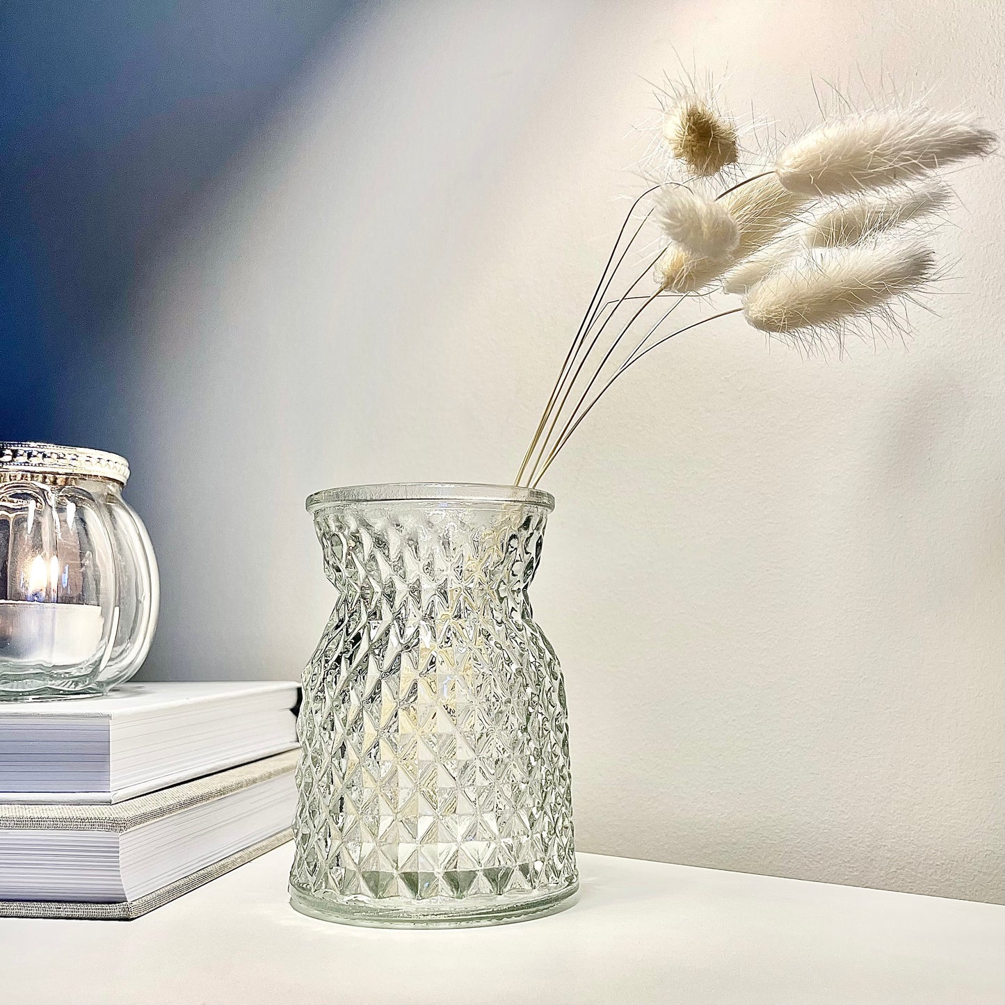 Home at no.7 Grace mini vase closeup
