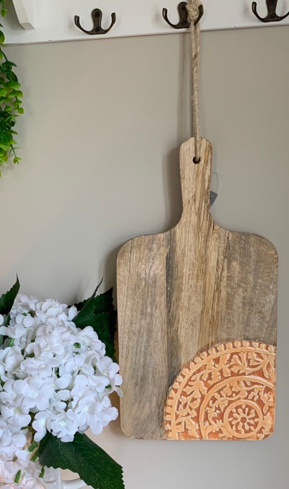 Wooden serving board / worktop saver with enamelled carving