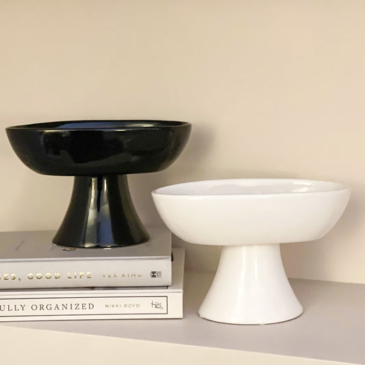 Footed bowl